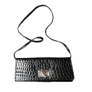 Vintage La Regale Back Pebbled Faux Leather Clutch Bag